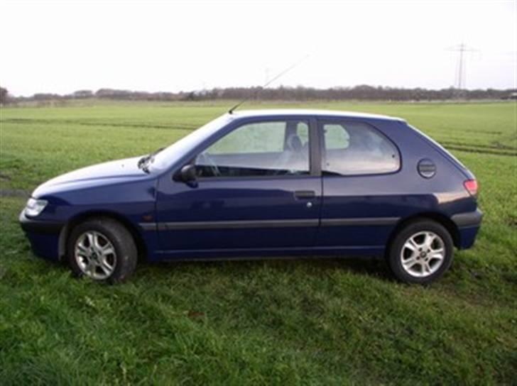 Peugeot 306 (SOLGT) billede 9
