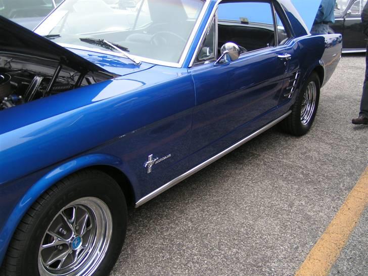 Ford mustang (bilen er solgt) billede 3