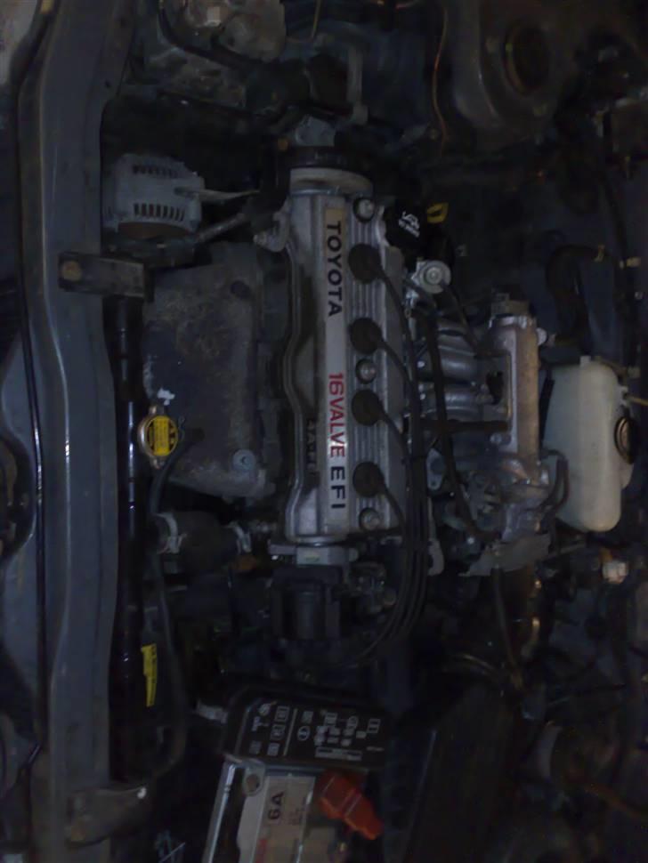 Toyota Carina *SOLGT* billede 6