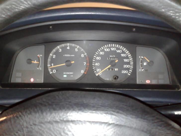 Toyota Carina *SOLGT* billede 8