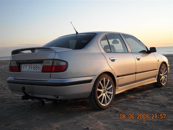 Nissan Primera si  - lidt solnedgang billede 1