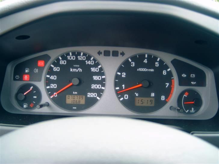 Nissan Primera si  - standart med det grå i sped. billede 8