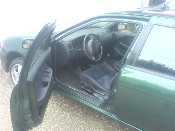 Nissan almera 1,6 SR billede 5