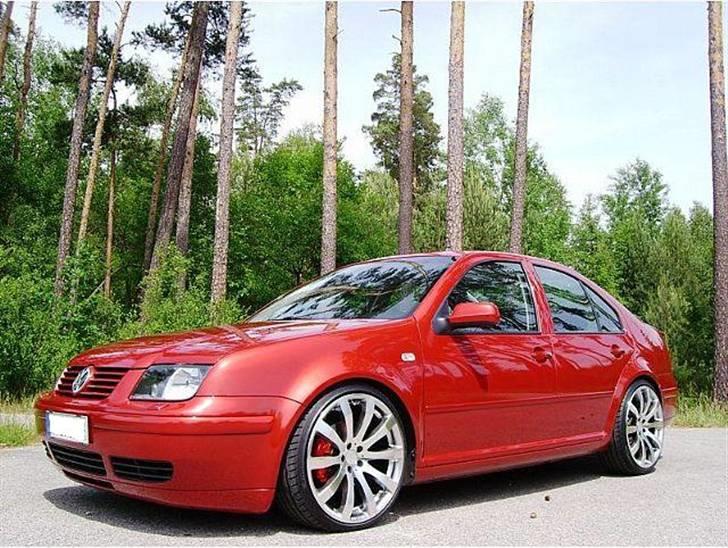 VW   Bora V5 * SOLGT* - VW forever billede 1