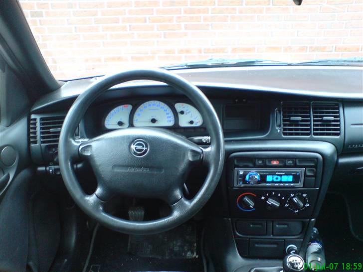 Opel Vectra - Kabinen indtil videre billede 6
