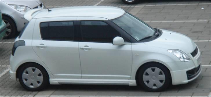 Suzuki swift perlemor hvid! billede 7