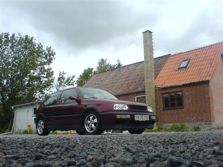 {{currentPhoto.altText}} billede {{currentPhoto.number}}