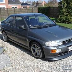 Ford escort Rs2000 (turbo)