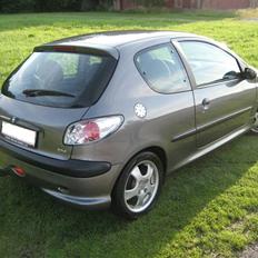 Peugeot 206 (SOLGT)