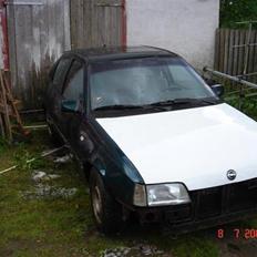 Opel Kadett E GSI 130 Hk