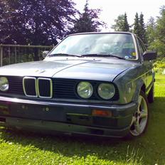 BMW 320i Solgt