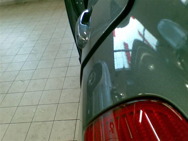 Suzuki Swift *DØD* - Venstre bag dør... ja der var tryk på billede 14