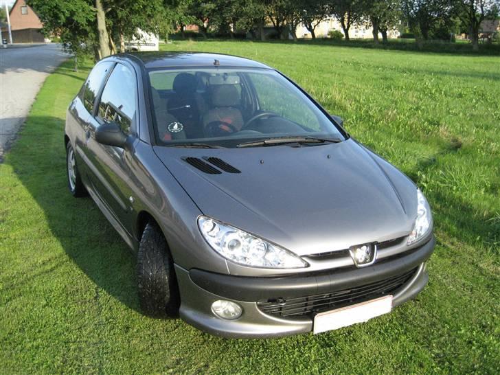 Peugeot 206 (SOLGT) billede 3