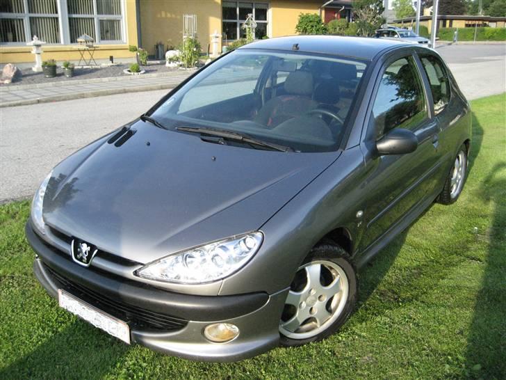 Peugeot 206 (SOLGT) billede 4