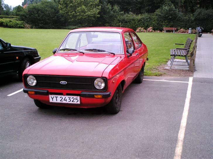 Ford Escort 1300  SOLGT billede 4