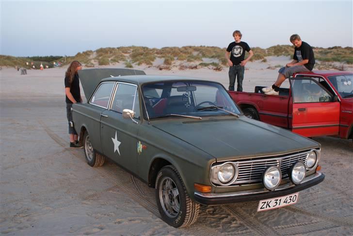 Volvo 142 - et stemningsbillede fra Tversted strand. Sådan står bilen pt (og nej, ikke nede på stranden...) billede 3