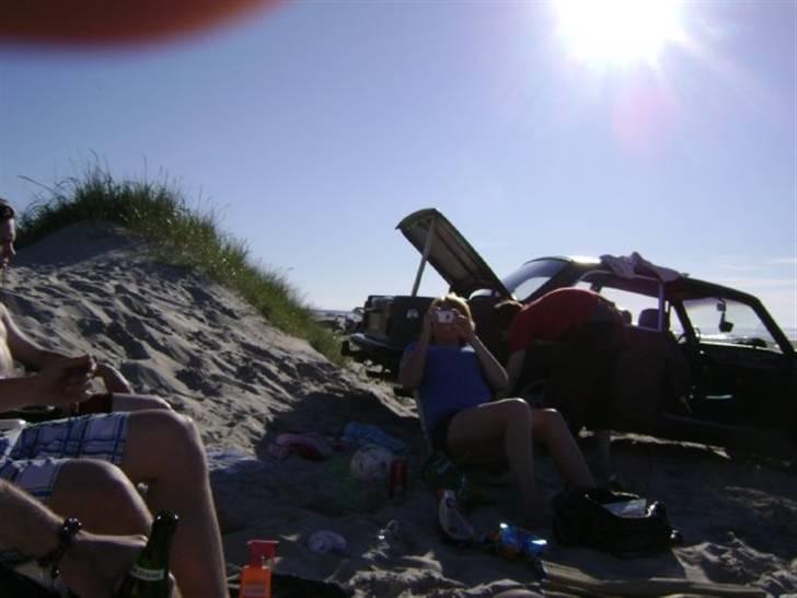 Volvo 142 - stemningsbillede fra en tur på Tversted strand. Mega lækkert vejr og kolde bajere. billede 4