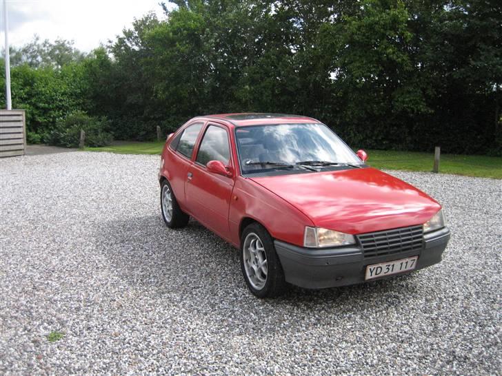 Opel Kadett 1.3s SOLGT billede 5