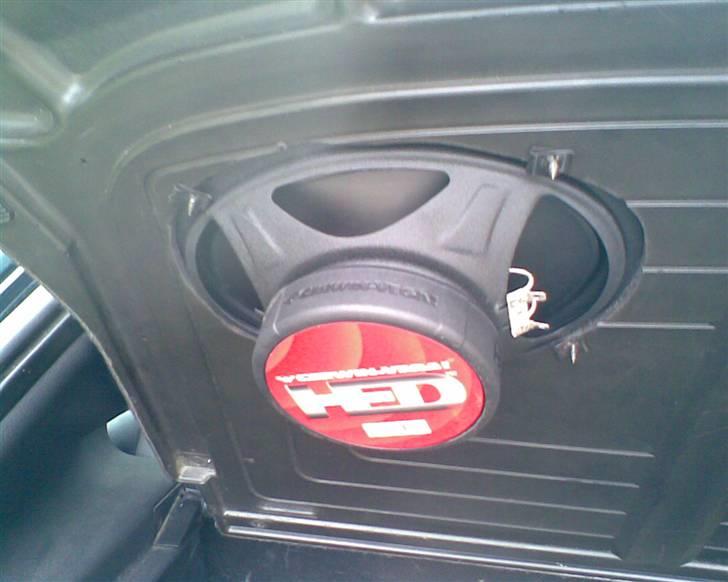 Peugeot 306 - cerwin vega ftw billede 13