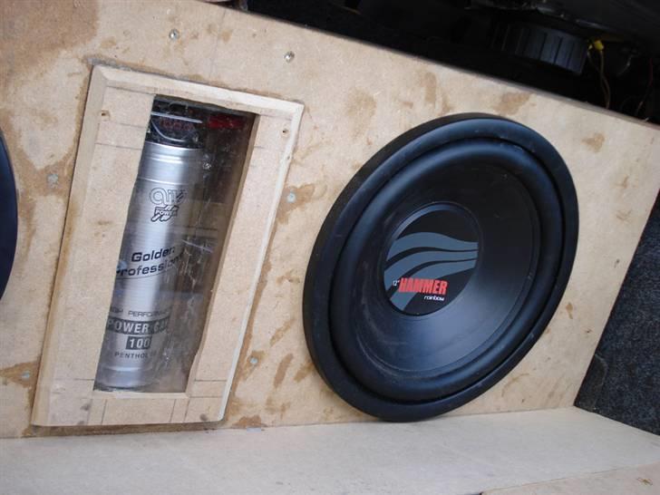 Peugeot 405 GLX Kamelæonen - Anlæg - skal beklædes med filt.. billede 16