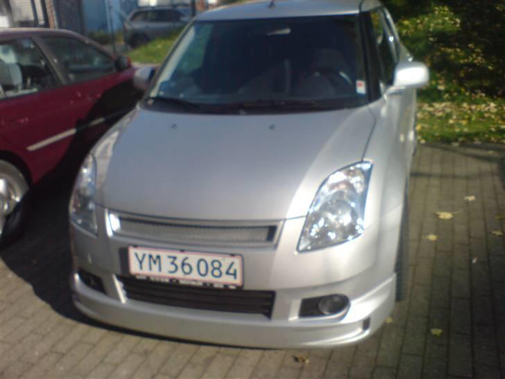 Suzuki swift (SOLGT) billede 5