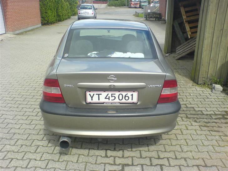 Opel Vectra b 2.0i   SOLGT!! billede 3
