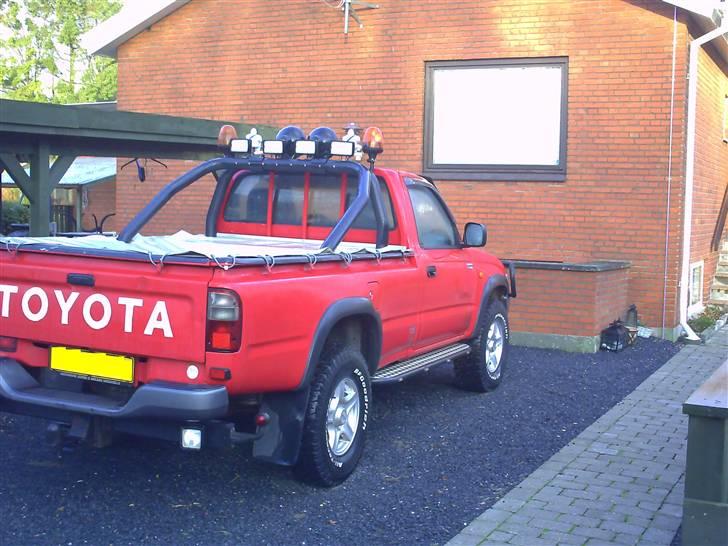 Toyota Hilux 4x4 billede 13