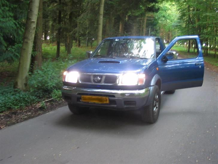 Nissan Navara 2,5 TDI (SOLGT) - Bi-Xenon 6000k billede 8