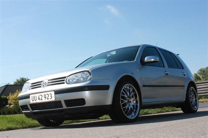 VW -->GOLF IV / 4 TDI<-- - Nye fælge og ny vasket billede 2