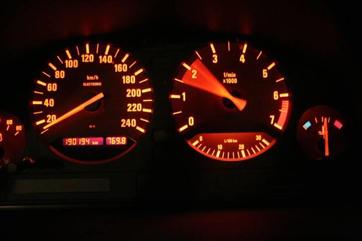 BMW    E34 520i  billede 9