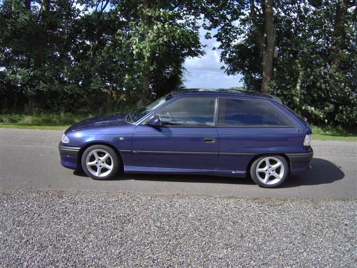 Opel Astra F  Totalskadet billede 6