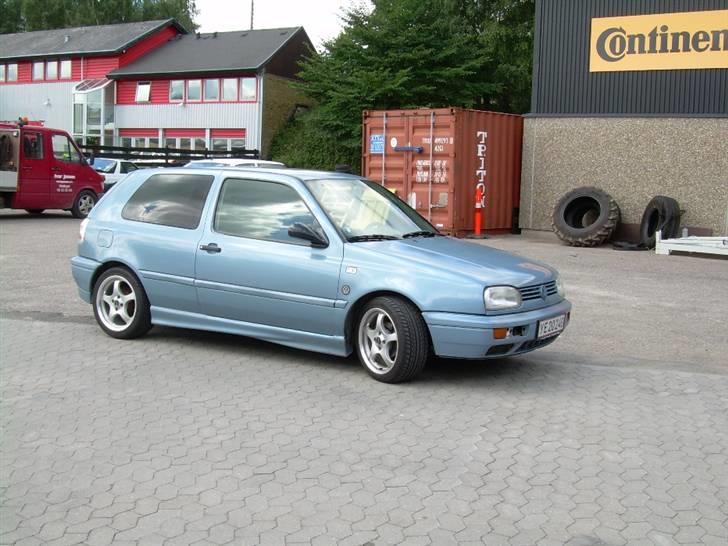 VW Golf 3  SOLGT! billede 1