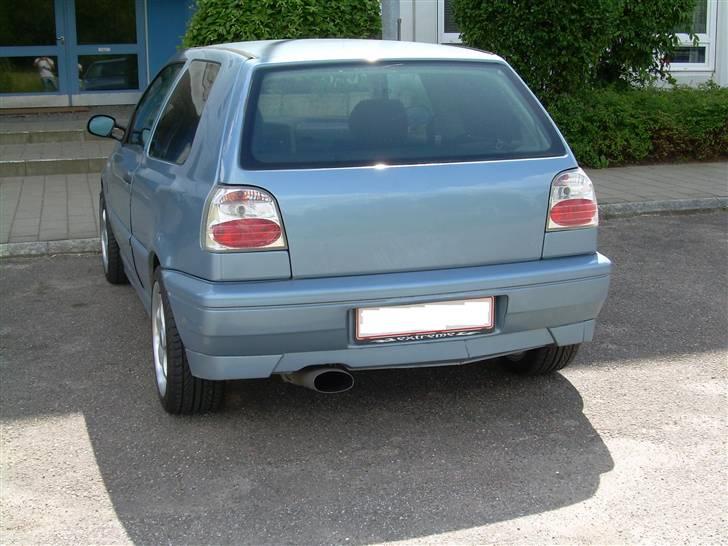 VW Golf 3  SOLGT! billede 2