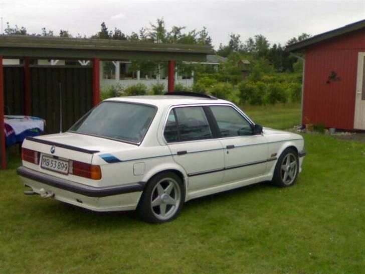BMW 320i  e30 *solgt* billede 12
