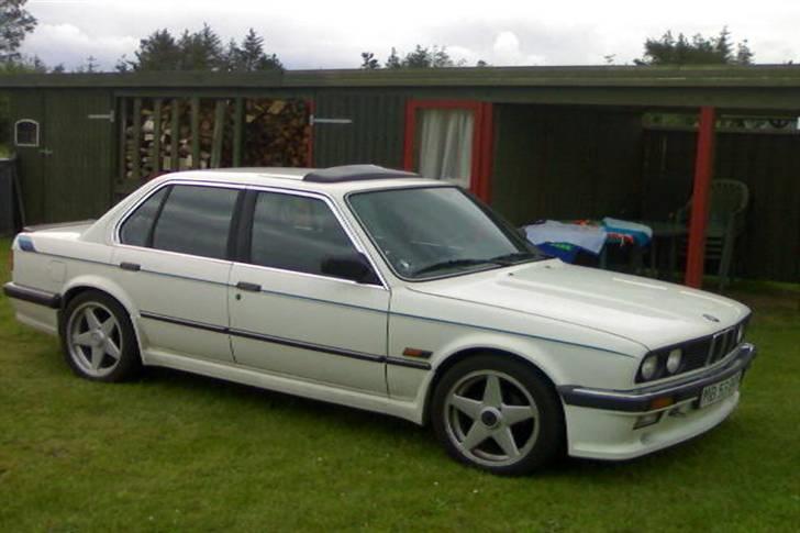 BMW 320i  e30 *solgt* billede 14