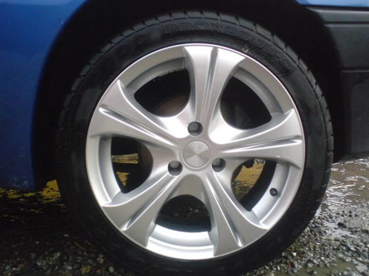 Peugeot 106 Total skadet.  billede 2