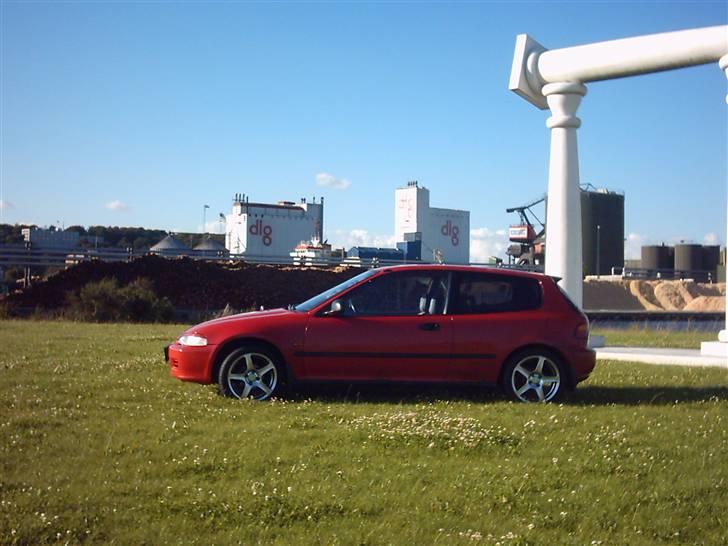 Honda Civic DX SOLGT! billede 4