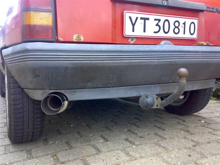 Opel Corsa NY ejer - Midtskrot - Ja en potte skulle der på, Larmer temmelig meget. billede 7