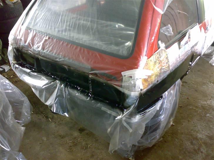 Opel Corsa NY ejer - Midtskrot - Bagenden fik også en gang sort u bunden så det følger linien på siden. billede 16