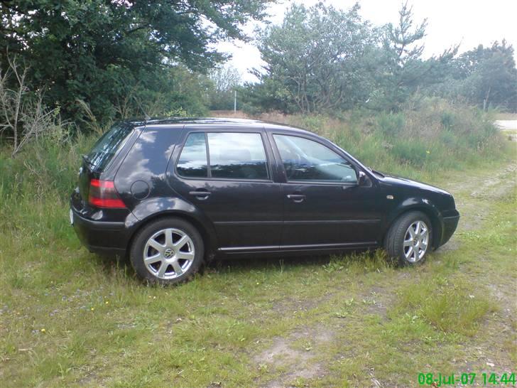 VW Golf 4 solgt billede 10