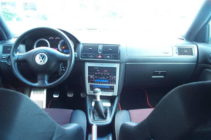 VW Golf GTI 25 Jubi Solgt billede 3