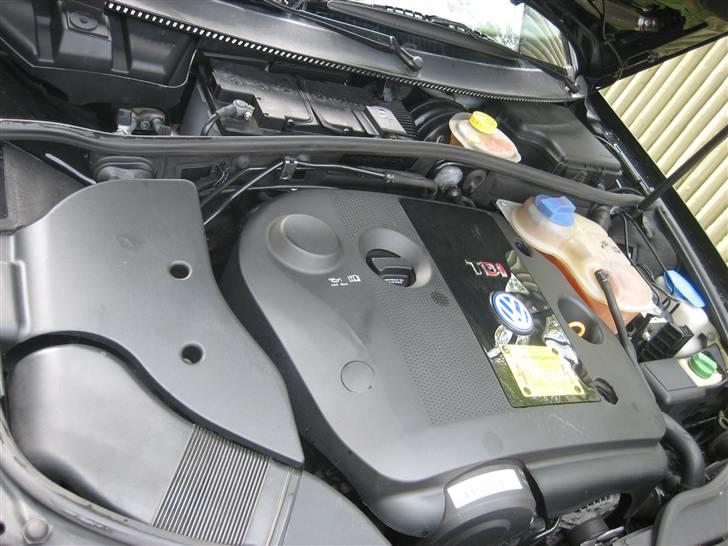 VW Passat TDI SOLGT - ATJ maskinen billede 15