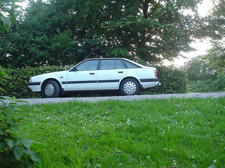Mazda 626 "SOLGT" billede 3