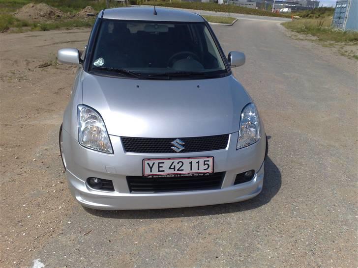 Suzuki Swift *SOLGT* billede 3