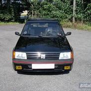 Peugeot 205 1,6 GTI