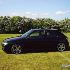 Peugeot 306