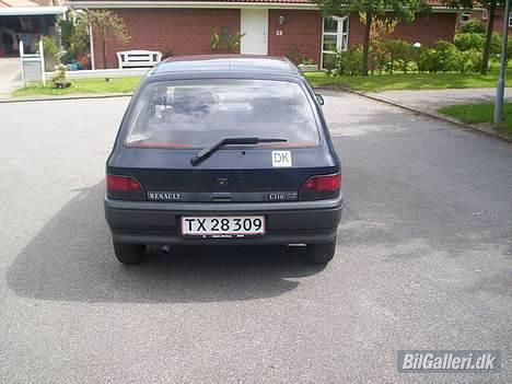 Renault Clio 1.4 *SOLGT* billede 4