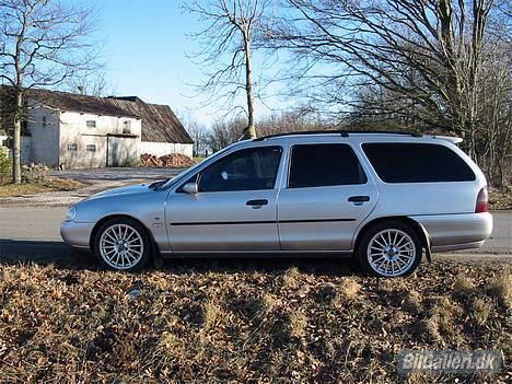 Ford Mondeo 2,5 V6 St.car. (Solgt) - Med 17" fælge billede 1