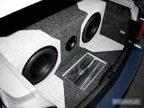 VW Golf IV (SOLGT) billede 7