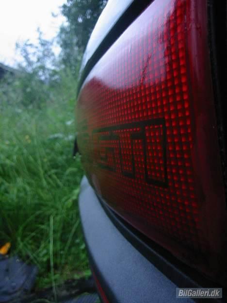 Peugeot 205 GTi 1.6 billede 2